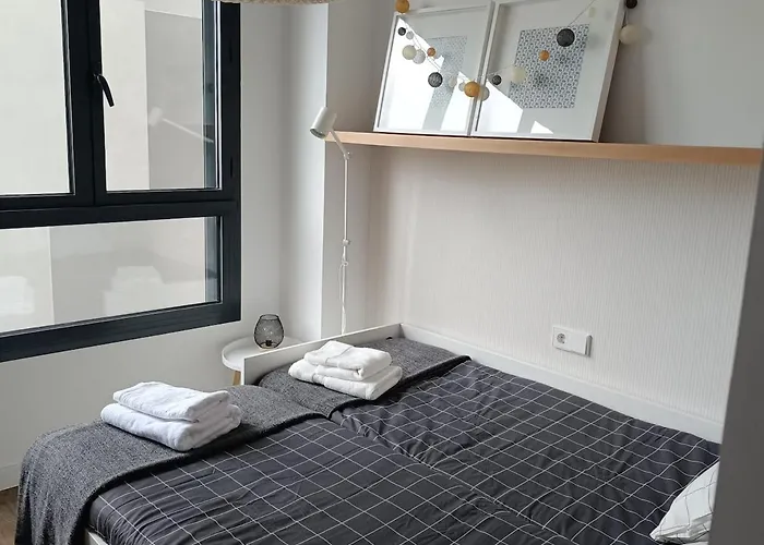Centrally Located With A Pool And Parking Apartmán Tarragona
