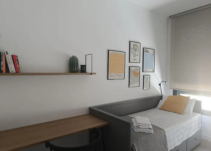 Centrally Located With A Pool And Parking アパート *